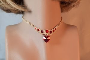 Choker with Swarovski bicone and pendant