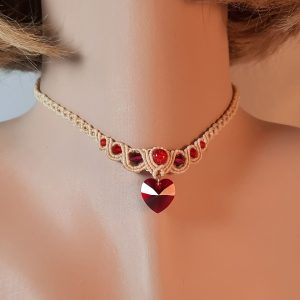 Choker with Swarovski bicone and pendant