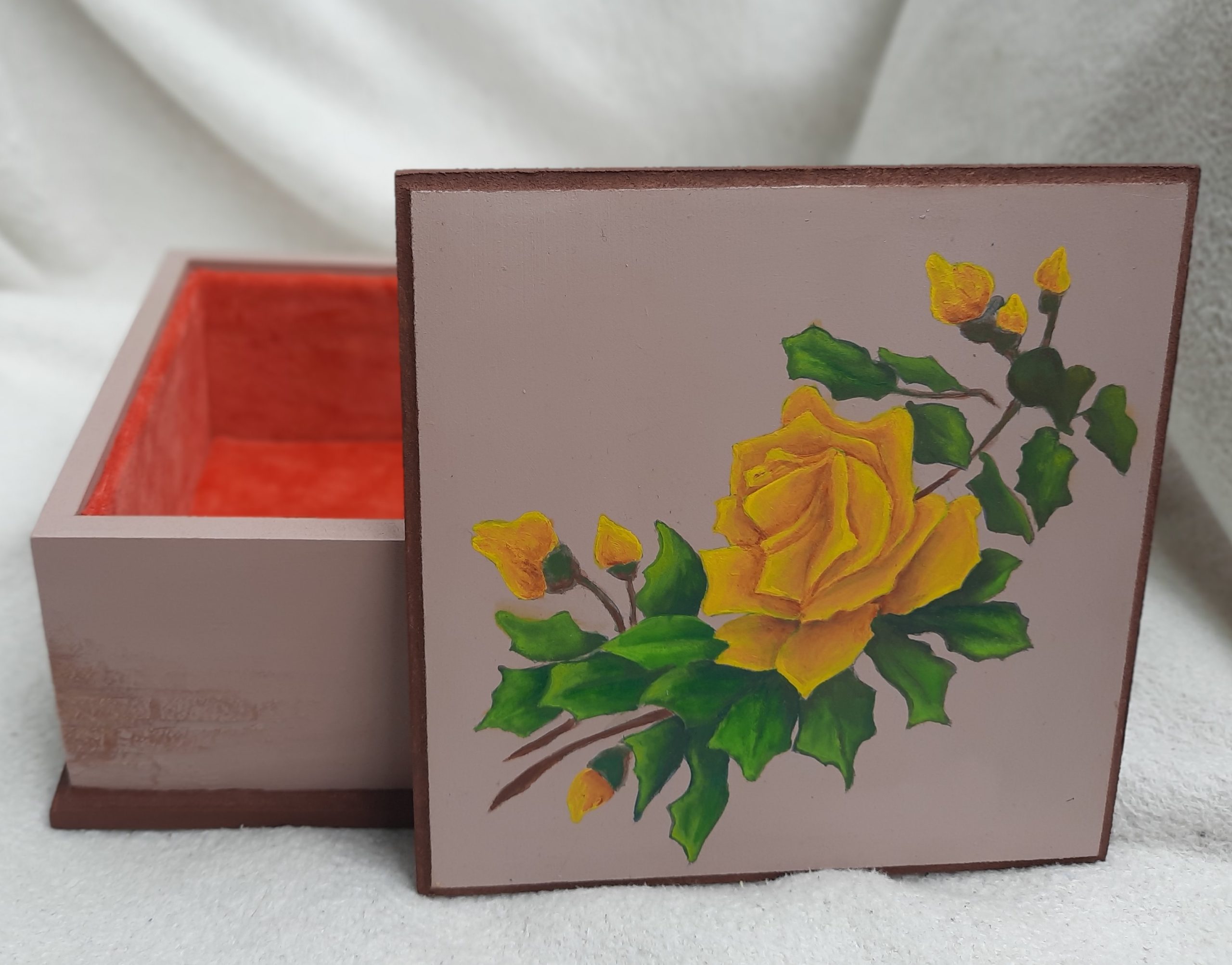"Yellow Rose" Wooden Jewelry Box - Image 4