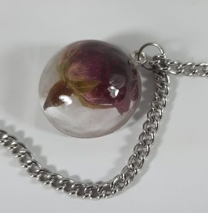 Necklace with Rose pendant 