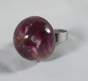 Epoxy Jewelry Set with Dwarf Rose Petals