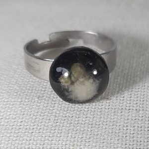 Black Epoxy Resin Ring with White Dried Flower