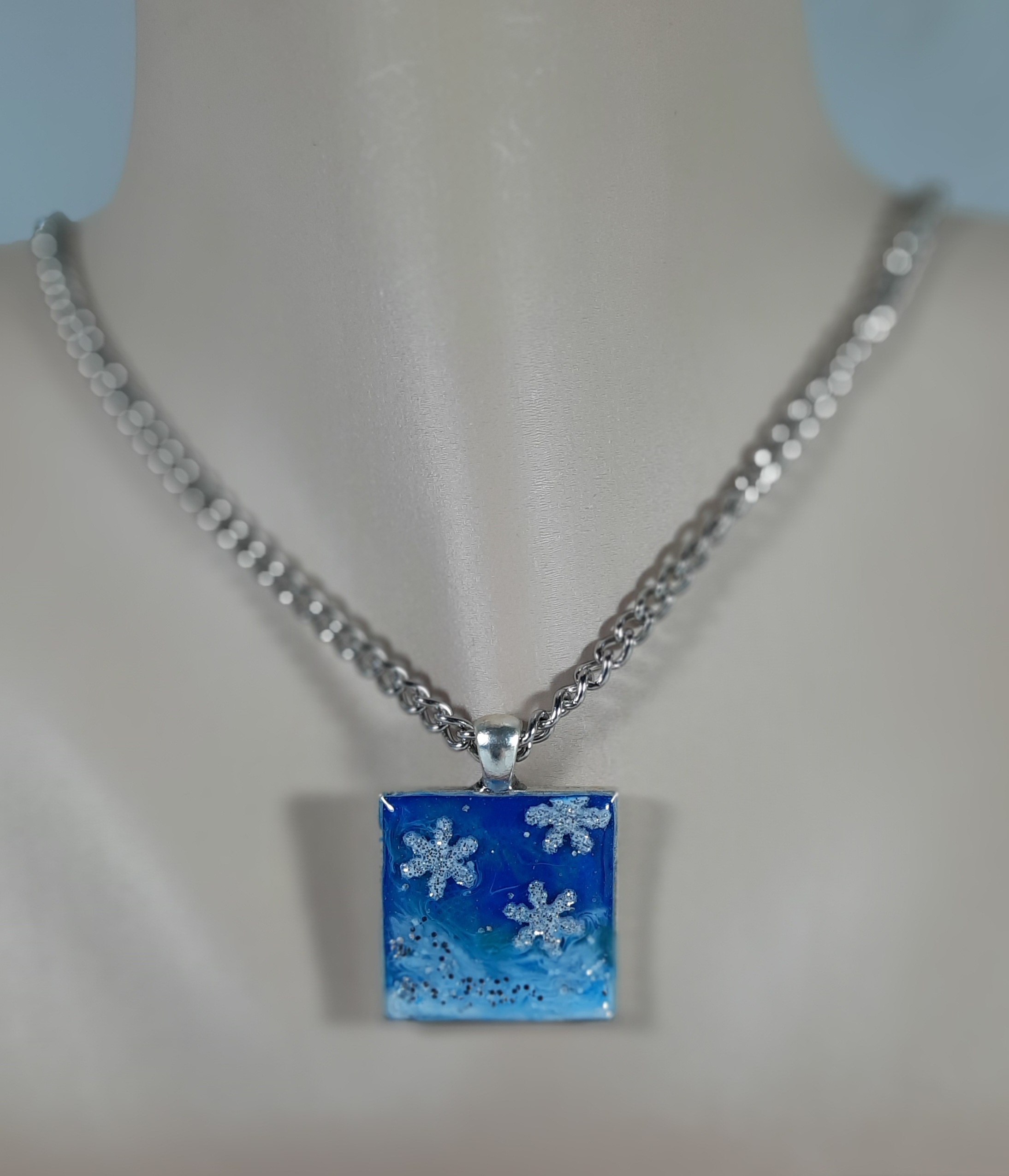Snowflake Necklace 2