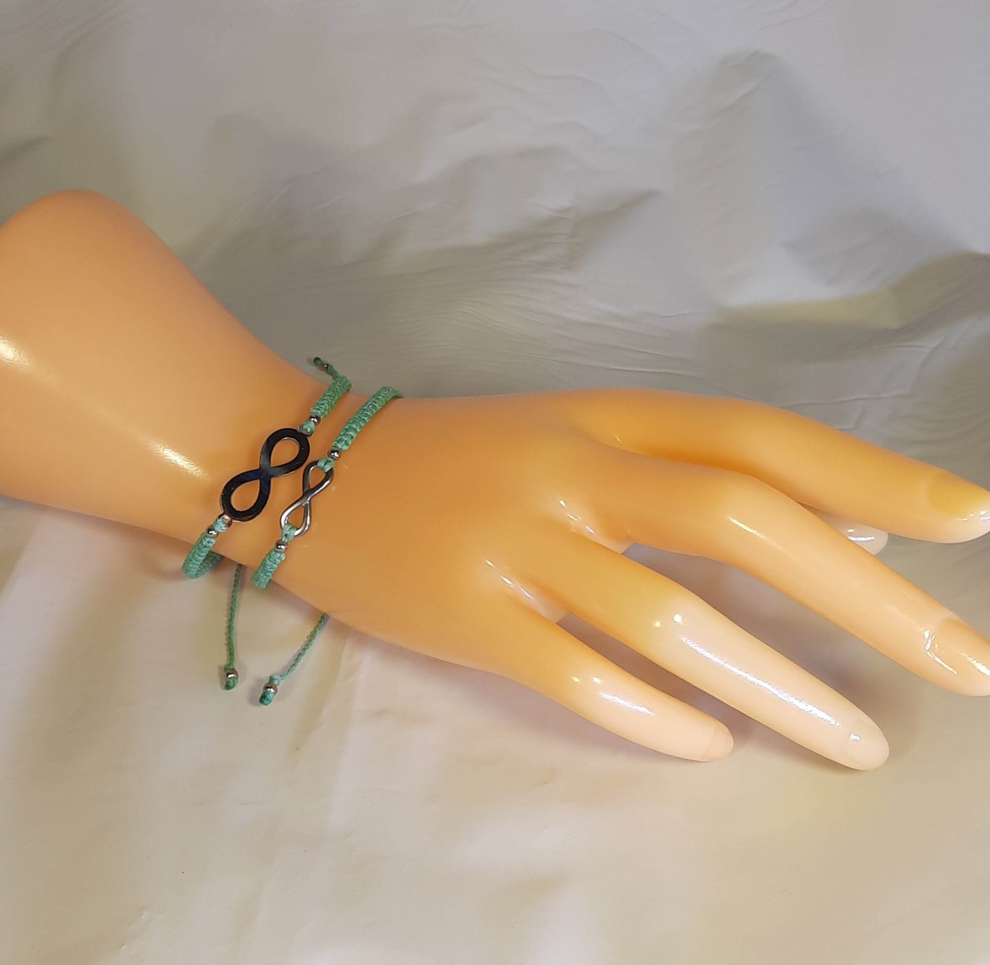 "Infinity" macrame bracelet for a couple - Image 2