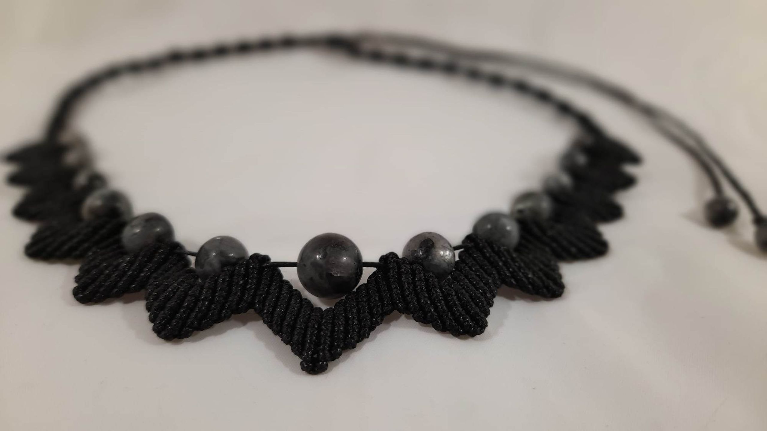 Zigzag Macrame Necklace with Labradorite - Image 2